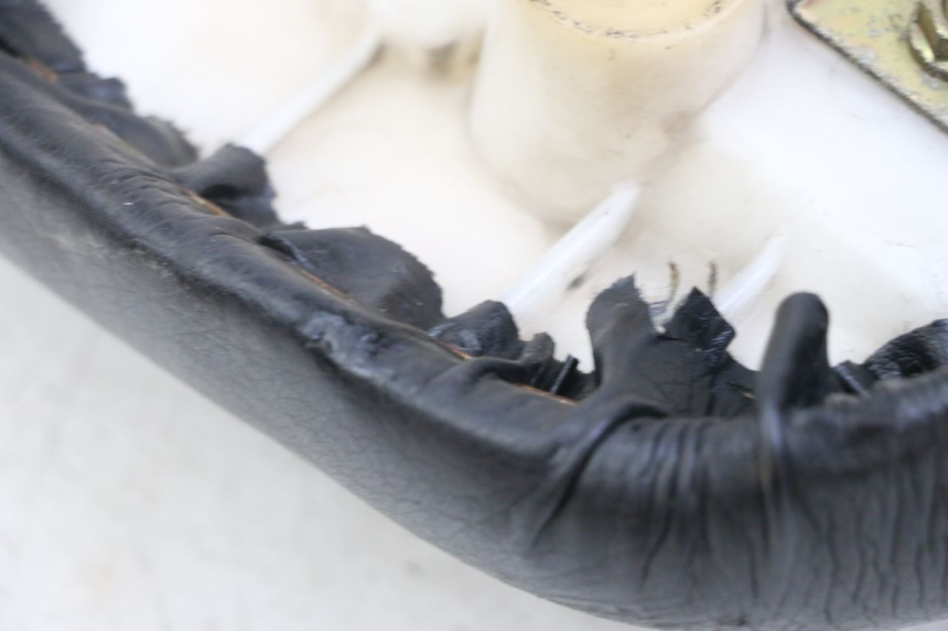 photo de ACHTERZITJE SUZUKI SV S 650 (1999 - 2002) - Zoom op gebruiksstaat