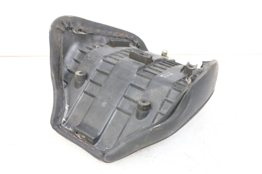 photo de VOORZITJE HYOSUNG GV AQUILA 125 (2000 - 2009) - Detail van het onderdeel