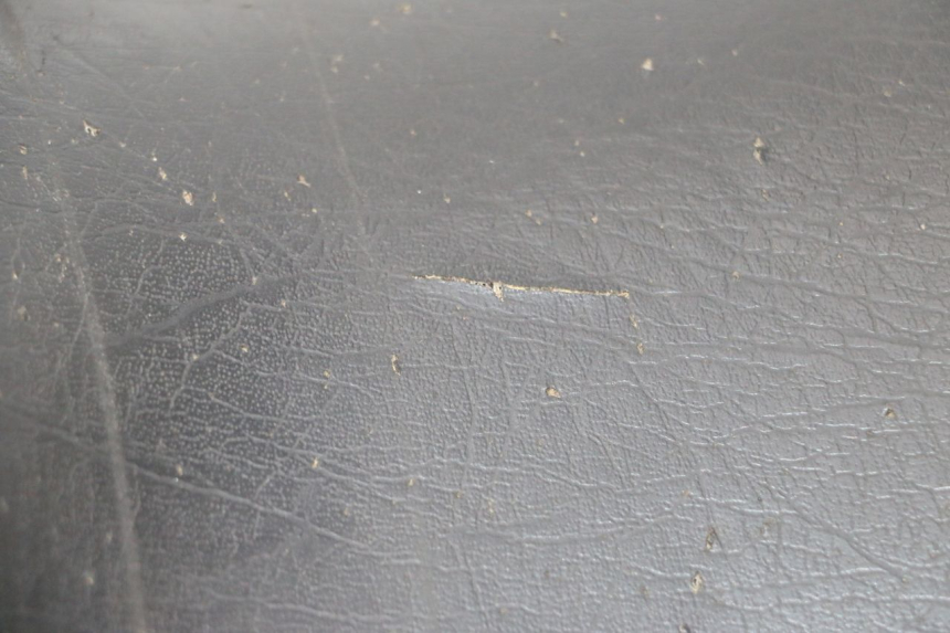 photo de VOORZITJE KAWASAKI GPX R WARBIRD 600 (1988 - 1993) - Kenmerkende details