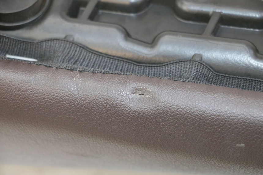 photo de VOORZITJE ROYAL ENFIELD HYMALAYAN 410 (2016 - 2023) - Detail van het onderdeel