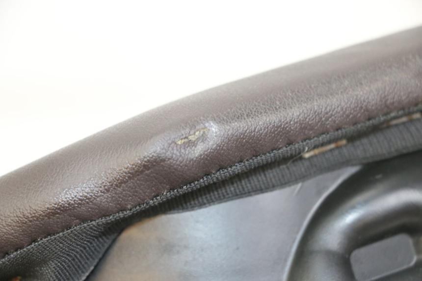 photo de VOORZITJE ROYAL ENFIELD HYMALAYAN 410 (2016 - 2023) - Zoom op gebruiksstaat