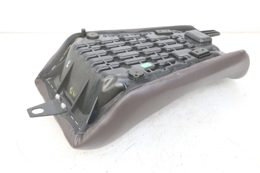 photo de VOORZITJE ROYAL ENFIELD HYMALAYAN 410 (2016 - 2023) - Andere kijkhoek