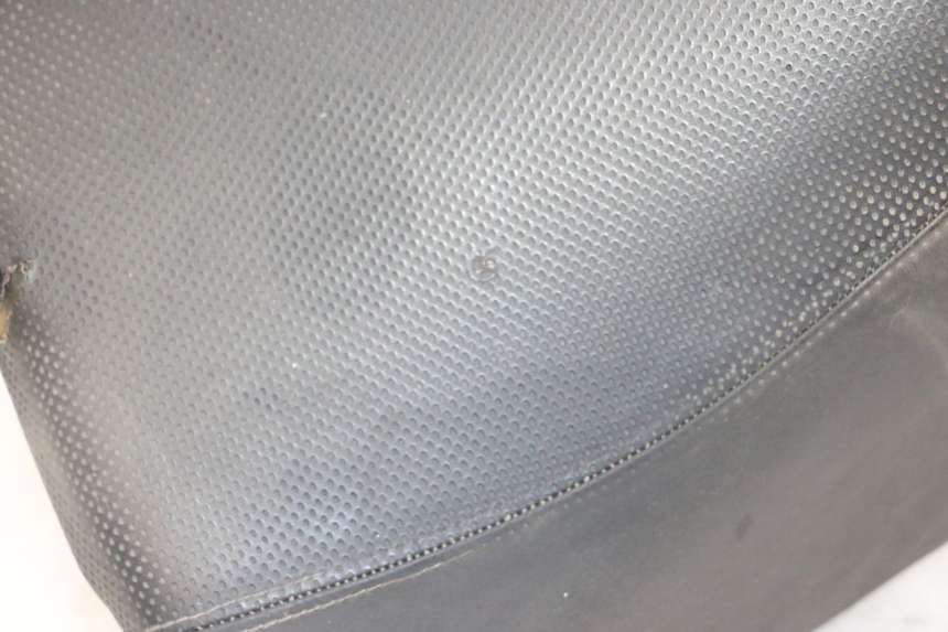 photo de VOORZITJE PEUGEOT SATELIS 125 (2013 - 2018) - Detail van het onderdeel