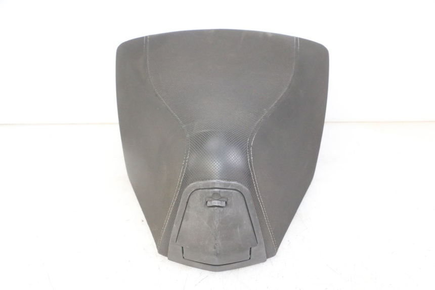 photo de VOORZITJE PEUGEOT SATELIS 125 (2013 - 2018) - Bevestigingspunten