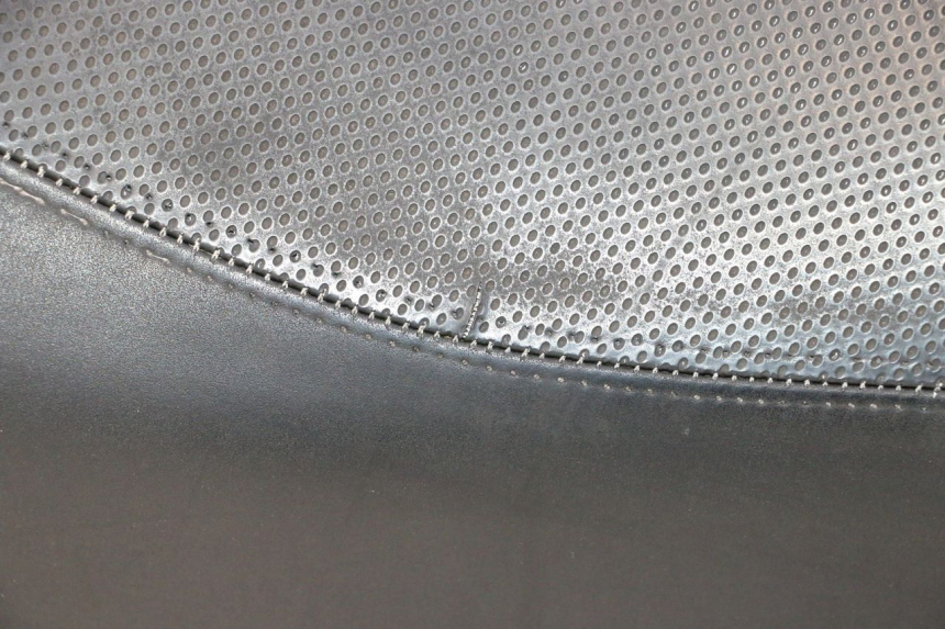 photo de VOORZITJE PEUGEOT SATELIS 125 (2013 - 2018) - Kenmerkende details