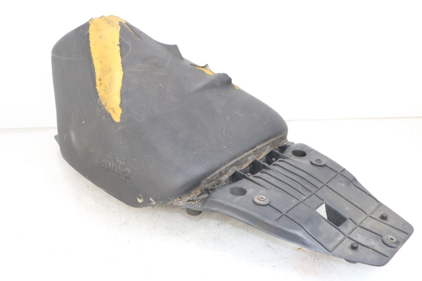 photo de VOORZIT APRILIA SR CARB LC 2T 50 (2004 - 2012) - Detail van het onderdeel