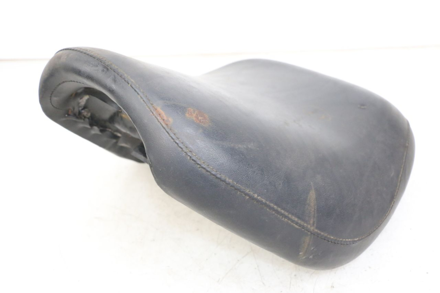 photo de VOORZITJE DAELIM VL DAYSTAR 125 (2000 - 2011) - Kenmerkende details