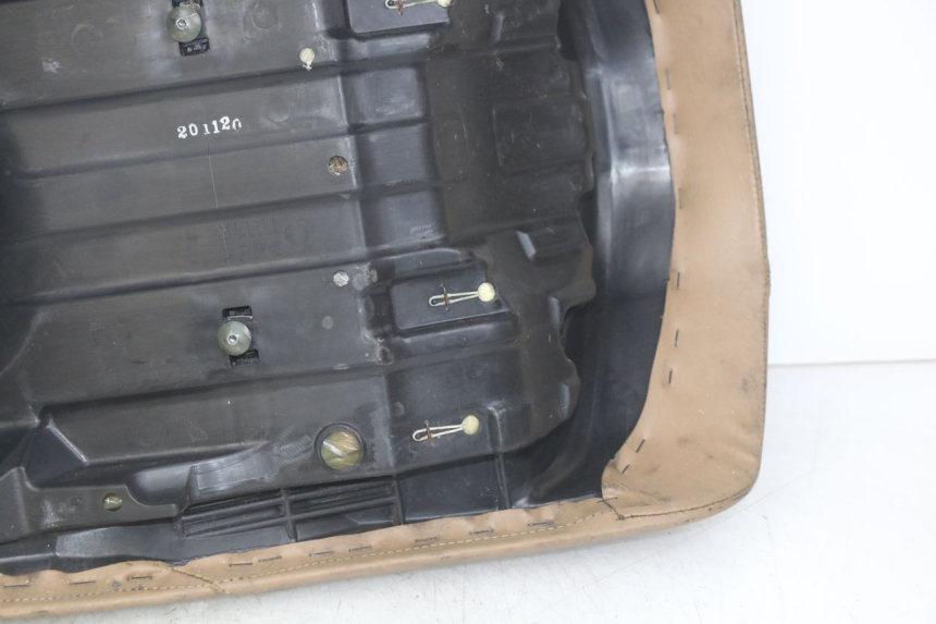 photo de VOORZITJE YAMAHA YP MAJESTY 400 (2004 - 2008) - Kenmerkende details