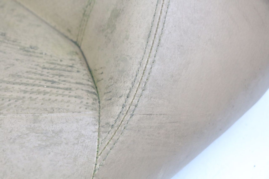 photo de VOORZITJE YAMAHA YP MAJESTY 400 (2004 - 2008) - Andere kijkhoek