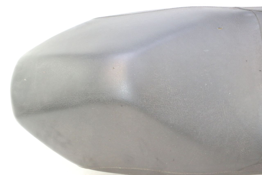 photo de VOORZITJE YAMAHA YP MAJESTY 125 (1998 - 2001) - Focus op structuur