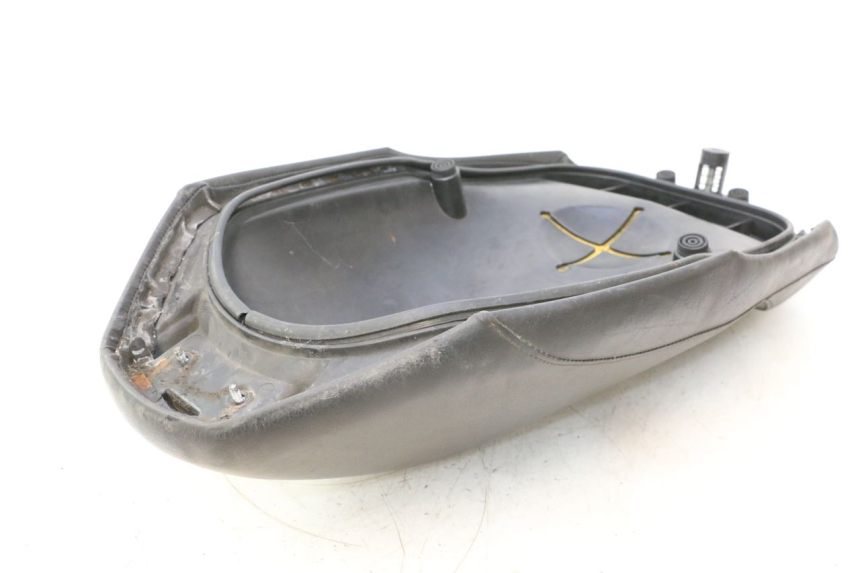 photo de VOORZITJE YAMAHA YP MAJESTY 125 (1998 - 2001) - Gecontroleerd onderdeel