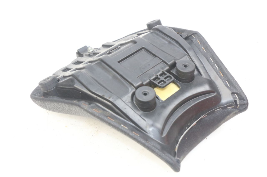 photo de VOORZITJE KAWASAKI Z 650 (2016 - 2019) - Zoom op gebruiksstaat