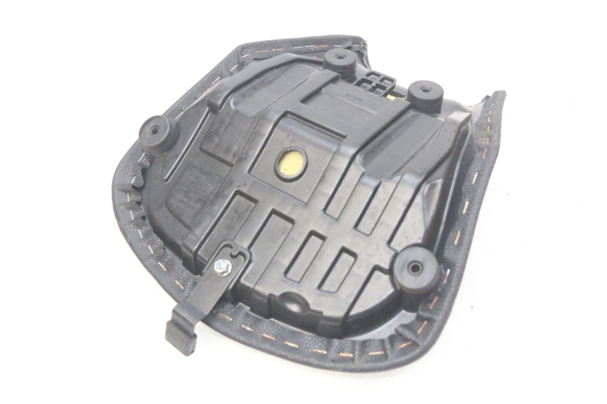 photo de VOORZITJE KAWASAKI Z 650 (2016 - 2019) - Andere kijkhoek