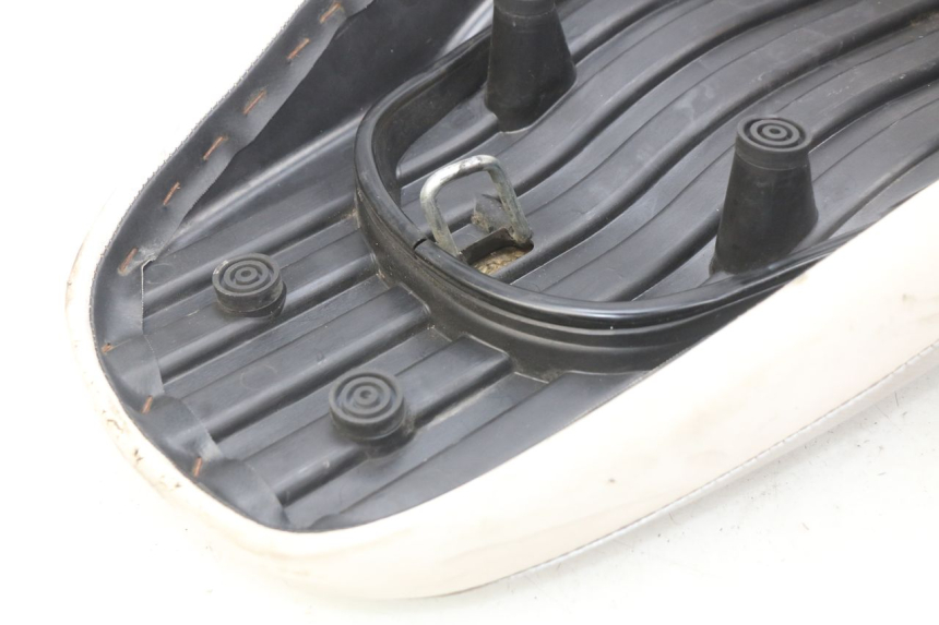 photo de ZITSEL MBK BOOSTER SPIRIT NAKED 50 (2004 - 2017) - Zoom op componenten