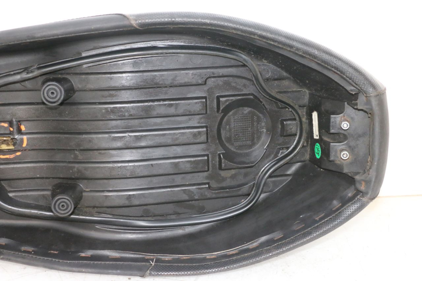 photo de ZITSEL MBK BOOSTER SPIRIT NAKED 50 (2004 - 2017) - Kenmerkende details