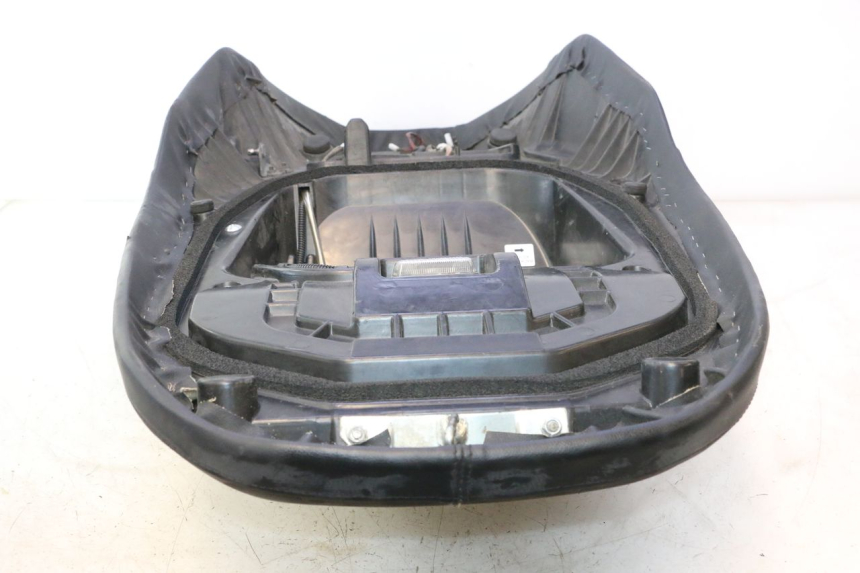 photo de ZITSEL SUZUKI BURGMAN EXECUTIVE ABS 650 (2006 - 2012) - Productaanzicht