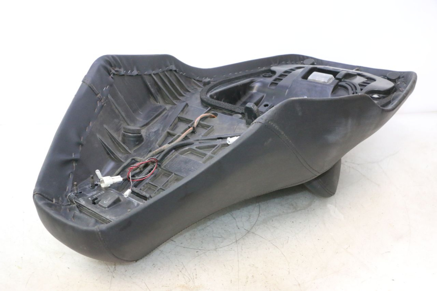 photo de ZITSEL SUZUKI BURGMAN EXECUTIVE ABS 650 (2006 - 2012) - Visuele inspectie