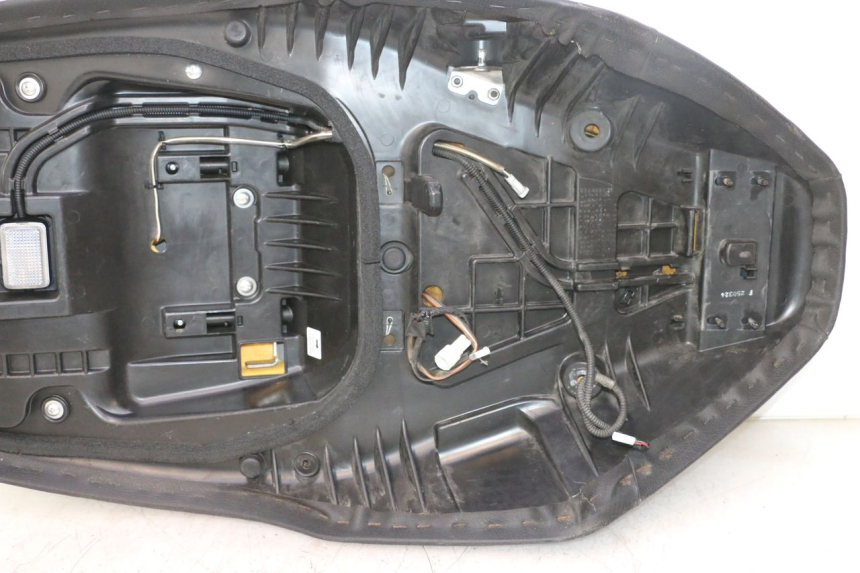 photo de ZITSEL SUZUKI BURGMAN EXECUTIVE ABS 650 (2006 - 2012) - Productaanzicht