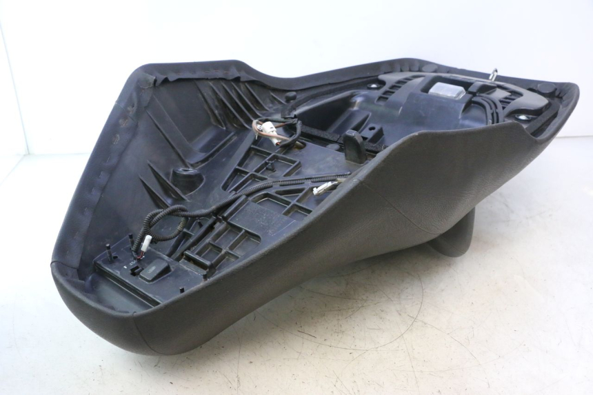 photo de ZITSEL SUZUKI BURGMAN EXECUTIVE ABS 650 (2006 - 2012) - Zoom op kwaliteit