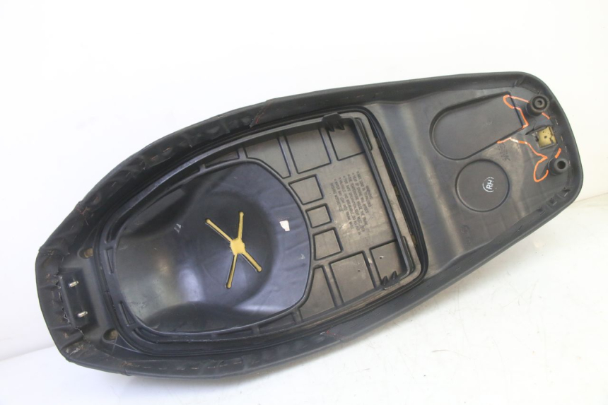 photo de ZITSEL SYM CROX 4T 50 (2016 - 2023) - Bevestigingspunten