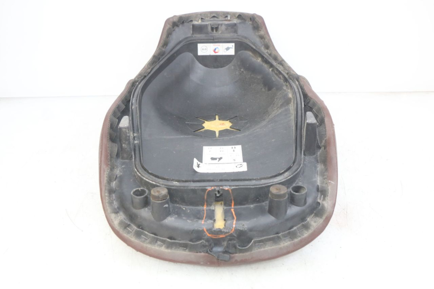 photo de ZITSEL PEUGEOT DJANGO 4T 50 (2014 - 2019) - Staat van het oppervlak