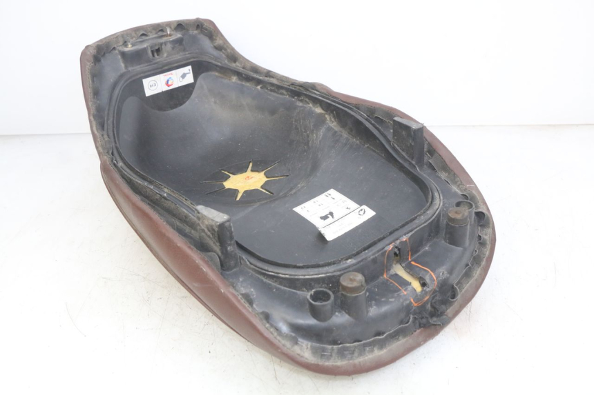 photo de ZITSEL PEUGEOT DJANGO 4T 50 (2014 - 2019) - Markeringen en referenties