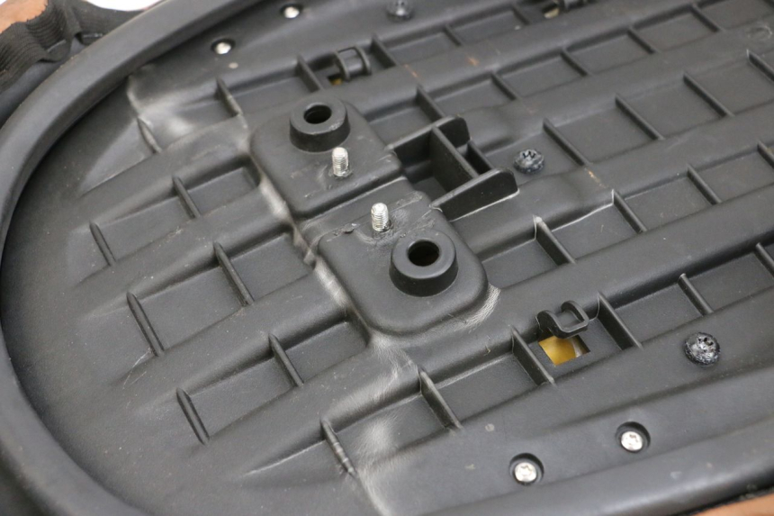 photo de ZITSEL SEGWAY NINEBOT E125S 1 (2022 - 2026) - Bevestigingspunten