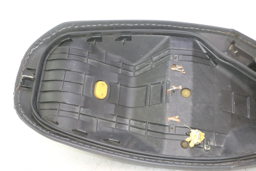 photo de ZITJE HONDA FES PANTHEON 2T 125 (1998 - 2002) - Technische close-up