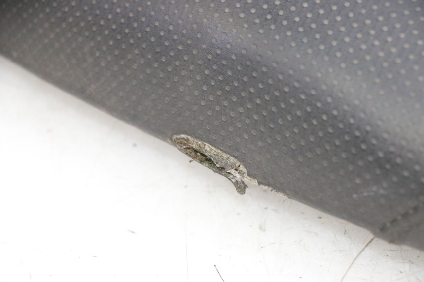 photo de ZITJE HONDA FES S-WING SWING ABS 125 (2007 - 2015) - Staat van het oppervlak