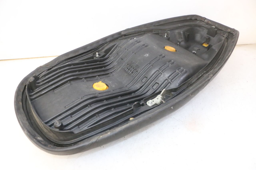 photo de ZITJE HONDA FES S-WING SWING ABS 125 (2007 - 2015) - Detail van het onderdeel