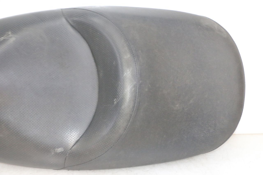 photo de ZITJE HONDA FES S-WING SWING ABS 125 (2007 - 2015) - Zoom op gebruiksstaat