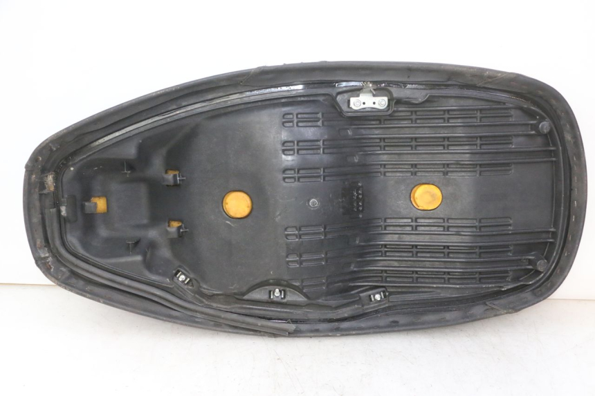 photo de ZITJE HONDA FES S-WING SWING ABS 125 (2007 - 2015) - Gecontroleerd onderdeel