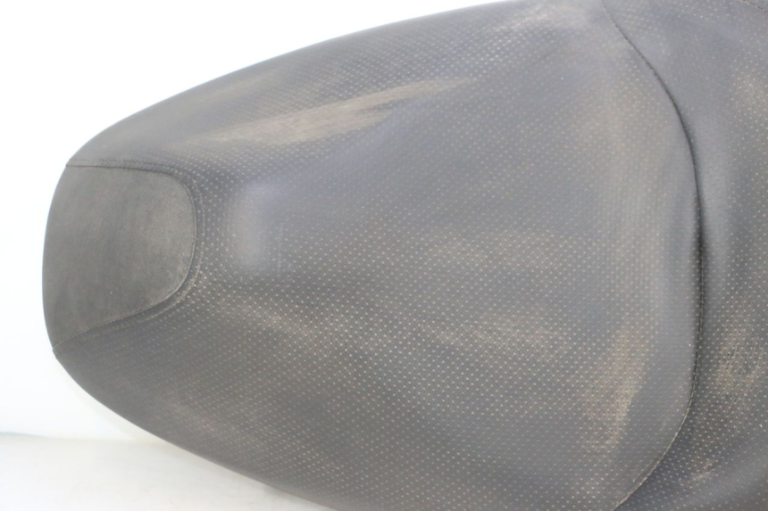 photo de ZITJE HONDA FES S-WING SWING ABS 125 (2007 - 2015) - Markeringen en referenties