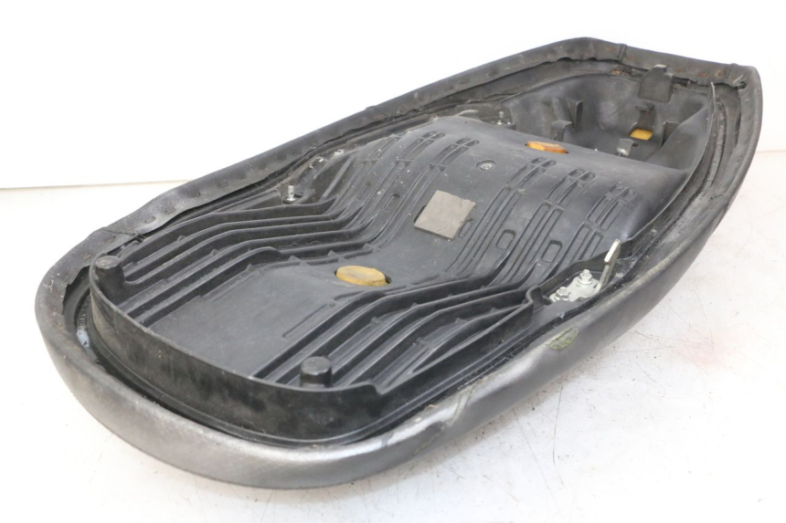 photo de ZITSEL HONDA FES S-WING SWING 125 (2007 - 2015) - Zoom op componenten