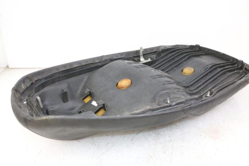 photo de ZITSEL HONDA FES S-WING SWING 125 (2007 - 2015) - Markeringen en referenties