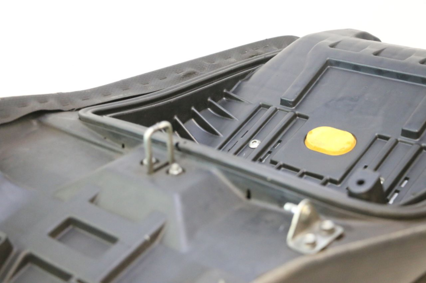 photo de ZITSEL HONDA FJS SILVER WING SILVERWING 400 (2005 - 2008) - Detail van het onderdeel