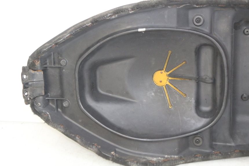 photo de ZITSEL PIAGGIO FLY 2T 50 (2004 - 2017) - Visuele inspectie