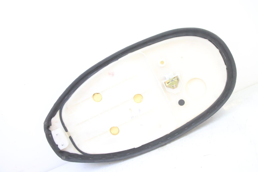 photo de ZITSEL VENESI FLY RETRO 4T 50 (2020 - 2025) - Bevestigingspunten