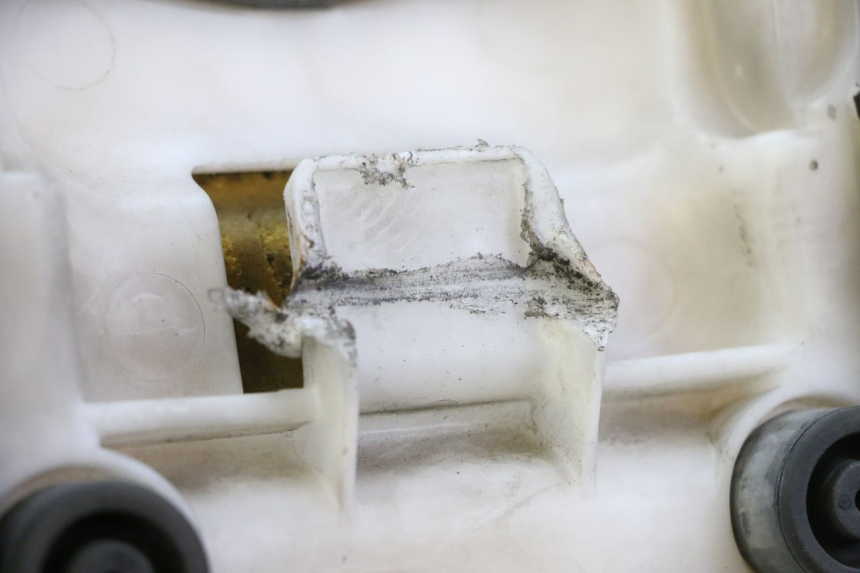 photo de ZITSEL YAMAHA FZ6 FAZER S2 600 (2007 - 2011) - Andere kijkhoek