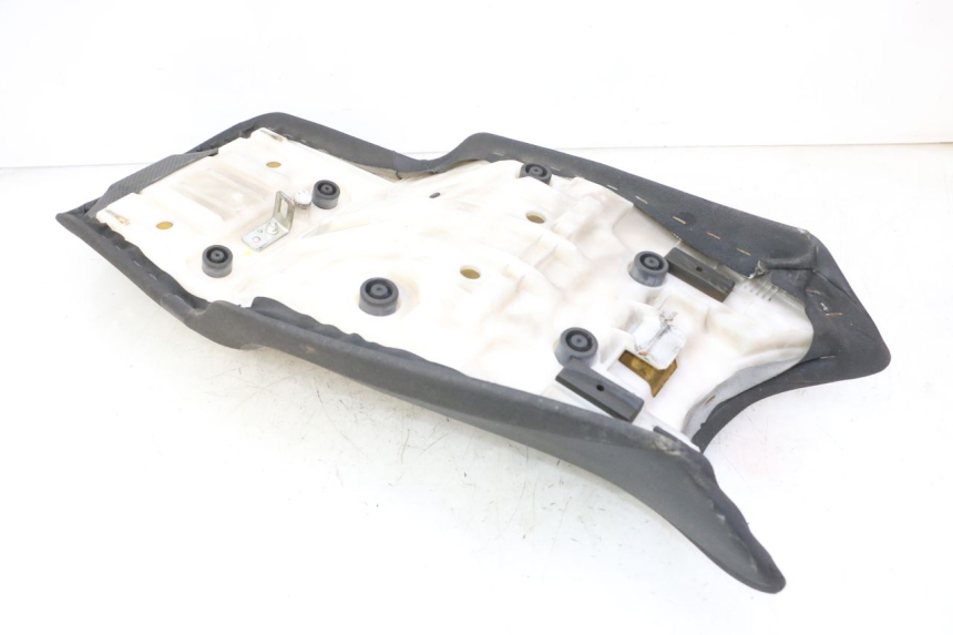 photo de ZITSEL YAMAHA FZ6 FAZER S2 600 (2007 - 2011) - Staat van het oppervlak