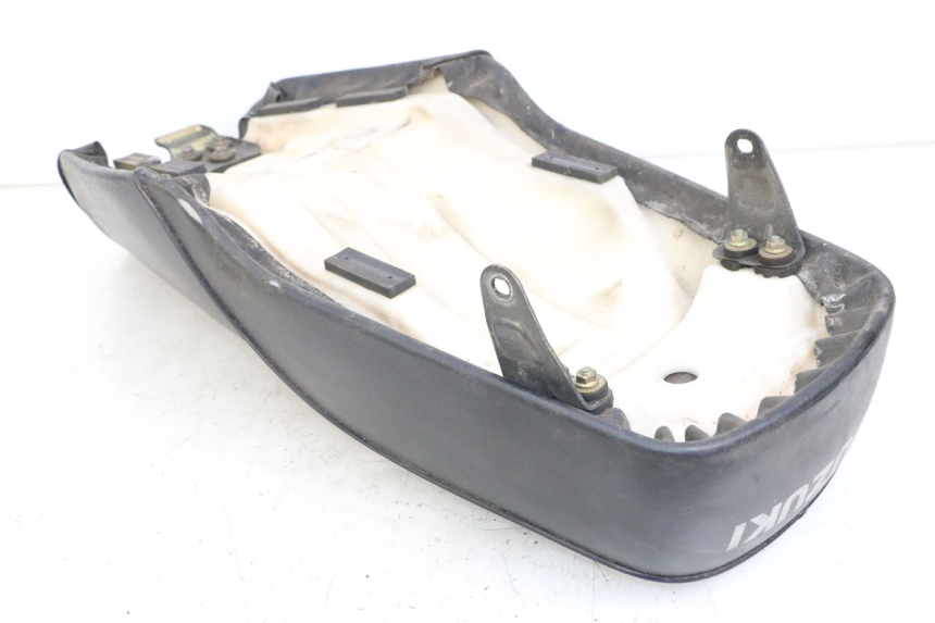 photo de ZITJE SUZUKI GN 125 (1997 - 2000) - Overzicht