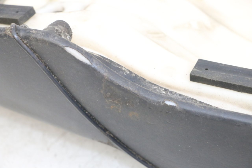 photo de ZITJE SUZUKI GN 125 (1997 - 2000) - Bevestigingspunten