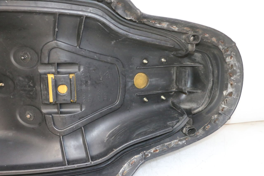 photo de ZITJE KYMCO GRAND DINK 125 (2008 - 2014) - Bevestigingspunten