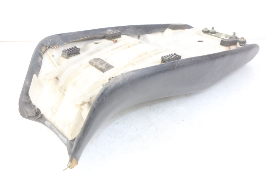 photo de ZITSEL SUZUKI GSX-F GSX  F 1100 (1988 - 1994) - Zoom op gebruiksstaat