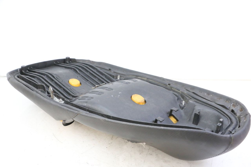 photo de ZITJE HONDA FES S-WING SWING ABS 125 (2007 - 2015) - Markeringen en referenties