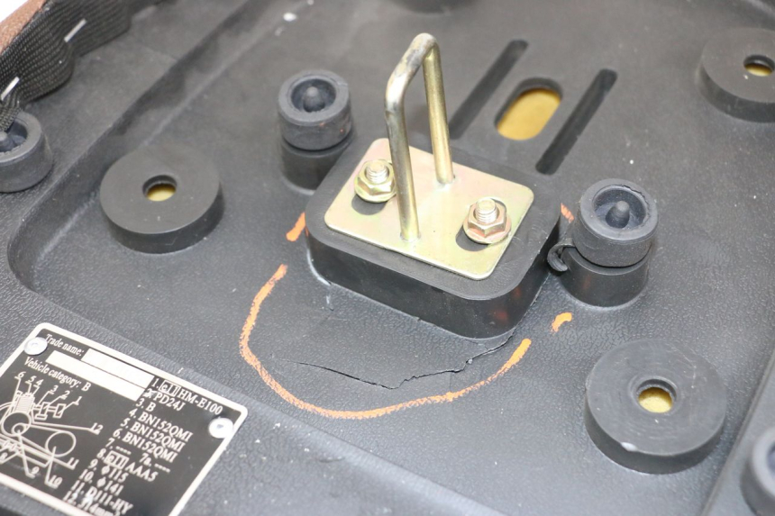 photo de ZITSEL JM MOTORS VX 125 (2022 - 2025) - Bevestigingspunten