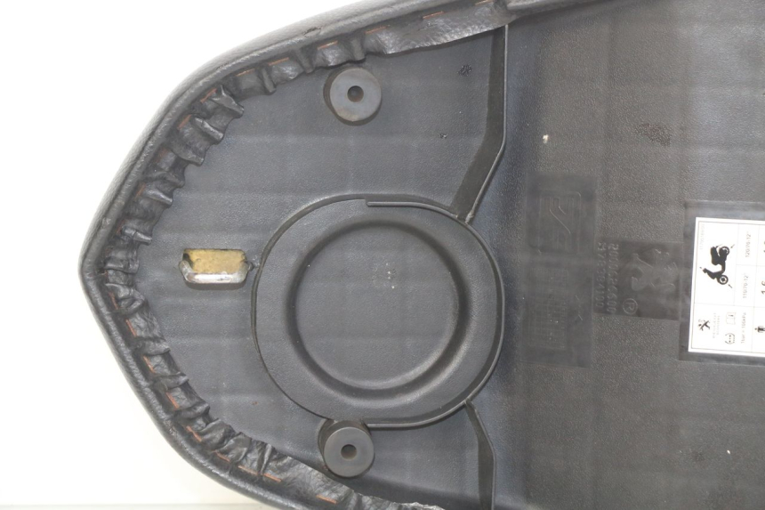 photo de ZITSEL PEUGEOT KISBEE 2T 50 (2010 - 2017) - Visuele inspectie