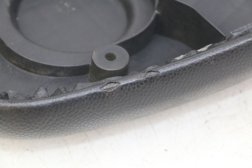 photo de ZITSEL PEUGEOT KISBEE 2T 50 (2010 - 2017) - Gecontroleerd onderdeel