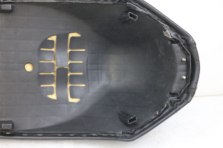 photo de ZITSEL PEUGEOT KISBEE 2T 50 (2018 - 2022) - Markeringen en referenties