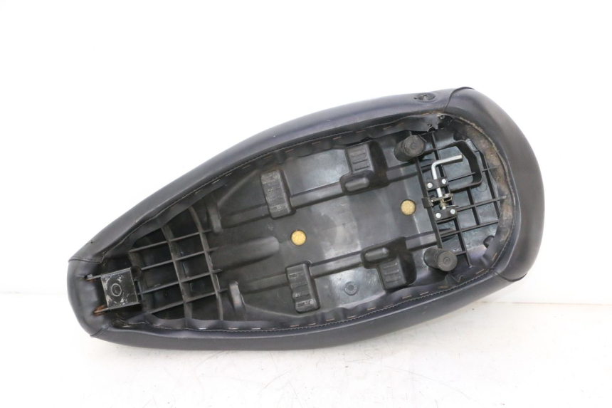 photo de ZIT PEUGEOT LUDIX SNAKE 2T 50 (2004 - 2014) - Focus op structuur